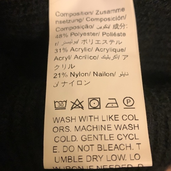 Dazy Turtle Neck Cropped Sweater Size L - Picture 6 of 7